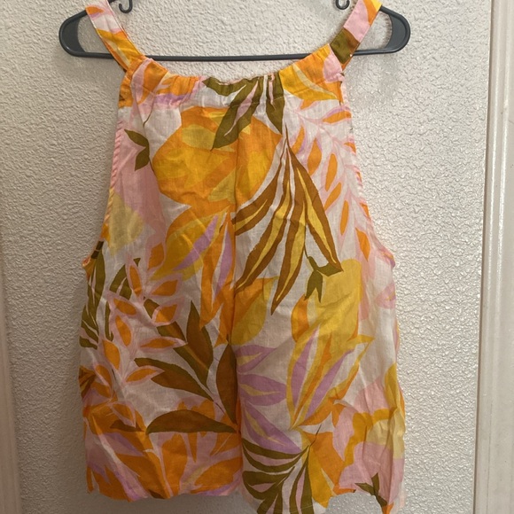 C & C Linen tank top size Large - Picture 5 of 5